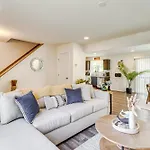 Modern Tobyhanna Retreat 5 Mi To Lake!