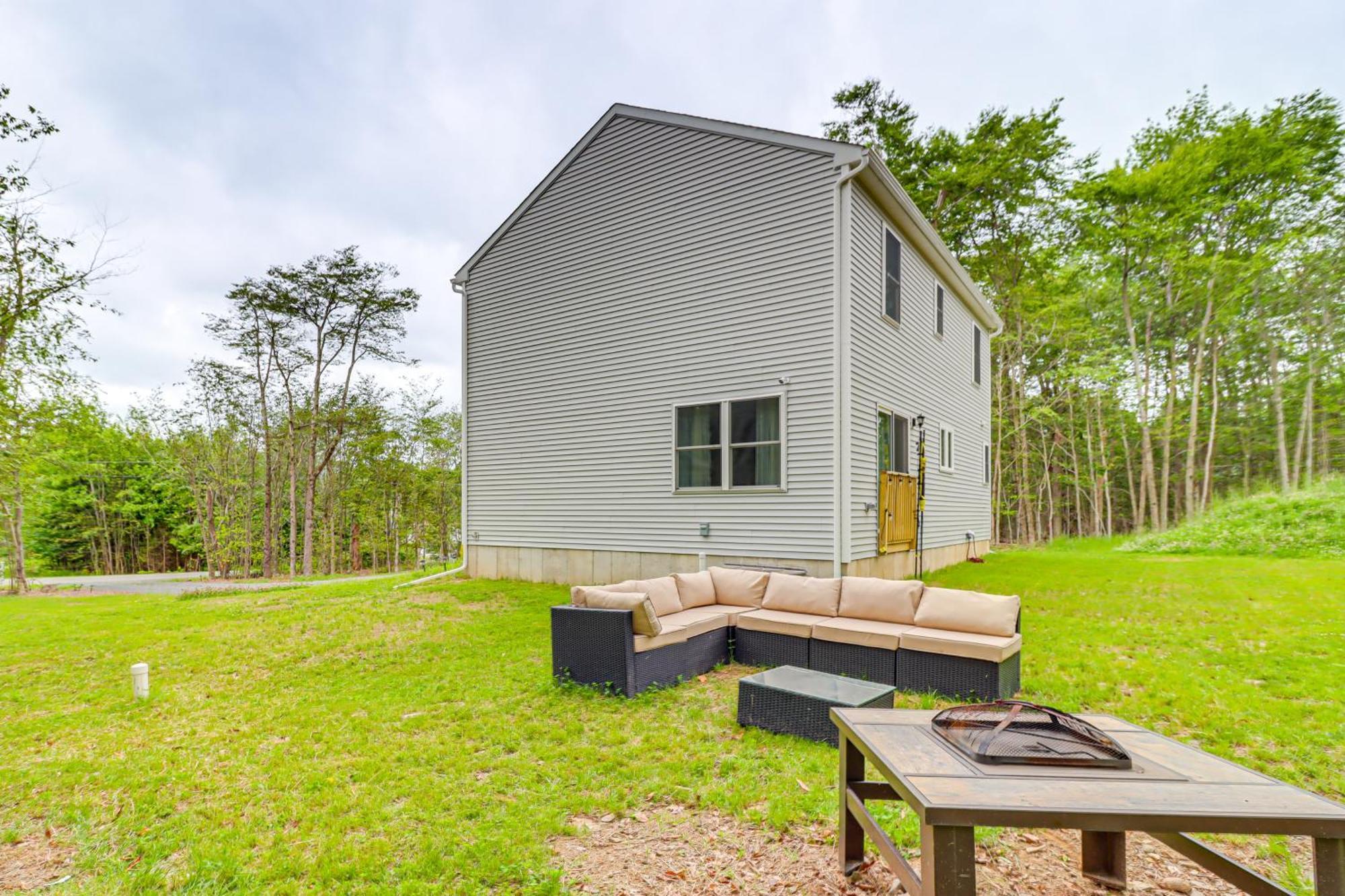 Modern Retreat 5 Mi To Lake! Holiday home *